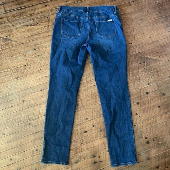 Chicos So Slimming dark wash stretchy 8/10 travel normcore jeans - Picture 3 of 3